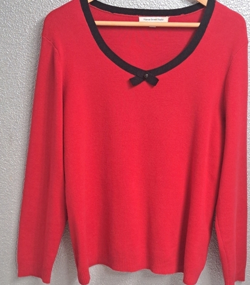 Mercer Street Studio Red Pullover Sweater    Size XL - Picture 4 of 8